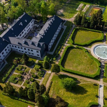 Centrum Rehabilitacji Spolecznej I Zawodowej Zaz Sloneczne Wzgorze Tarnów Exteriör bild