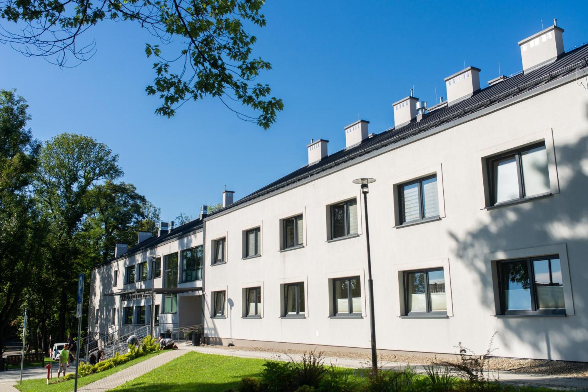 Centrum Rehabilitacji Spolecznej I Zawodowej Zaz Sloneczne Wzgorze Tarnów Exteriör bild