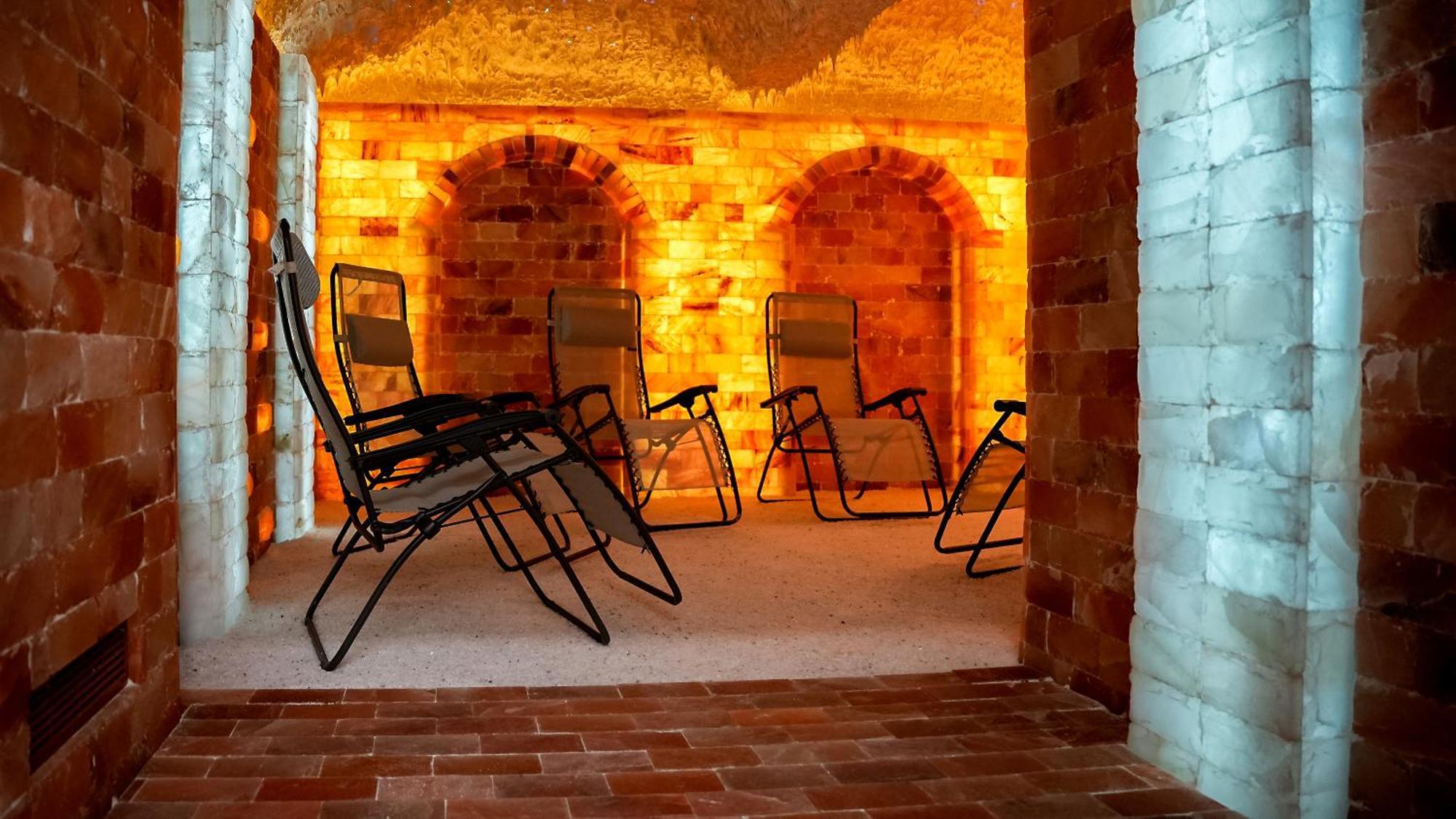 Centrum Rehabilitacji Spolecznej I Zawodowej Zaz Sloneczne Wzgorze Tarnów Exteriör bild